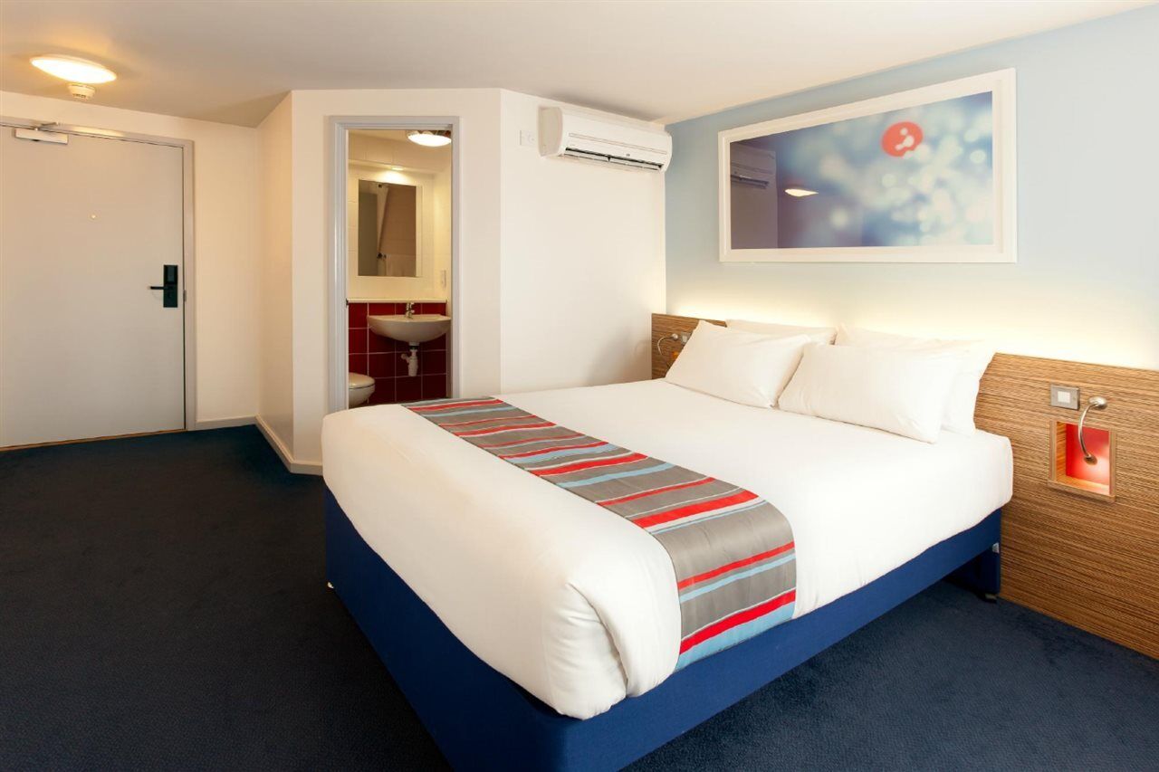 Travelodge Ryde  Exterior photo